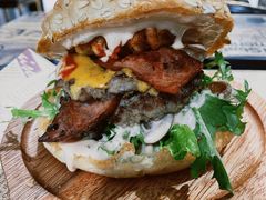 双层西部牛肉汉堡-汉堡双倍·喜鹊堡