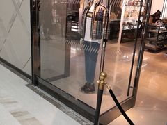 -BURBERRY(上海港汇恒隆广场店)