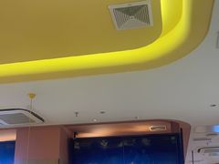 -小鱼小牛(世欧广场店)