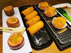 脆皮手工炸鲜奶-点心传说·粤菜点心(佐阾虹湾店)