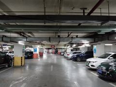 -中山公园-龙之梦停车场