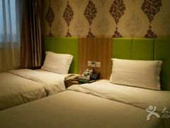 -月亮河温泉度假酒店