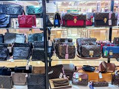 -宝龙城(杭州滨江店)
