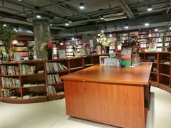 -新华书店(印象城店)