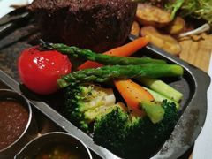 -郑州绿地JW万豪酒店The Grill烤汇扒房