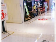 -洪氏嗨捞·广东猪肚鸡·椰子鸡火锅(西咸万象城店)