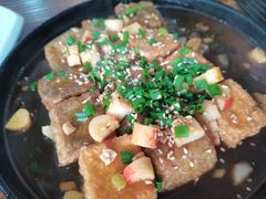 铁板双色豆腐-张家卫·阳江菜·小海鲜(肥婆湾桥店)