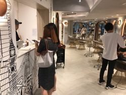 -苏豪路易士·嘉玛发廊