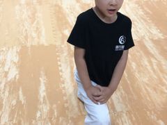 -嗨动跆拳道体能馆(菜百店)