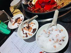 -四小区火锅·巷子里的重庆火锅(花照壁店)