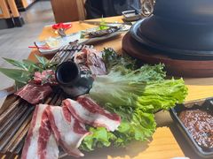 -久居·炭火烤肉(景辰大厦店)