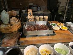 -松山湖凯悦酒店·Café自助餐厅·周末火舞秀表演