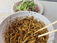 -黑八私房老北京炸酱面