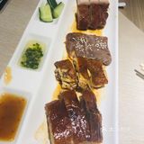 鸡腿菇,木耳,青豆,藕,吃点素菜感觉也不错,很爽口