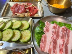 -围炉肉舍丹东海鲜烤肉·烤活鳗(步行街店)