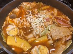 -辛明堂洞韩式芝士年糕火锅(万达店)