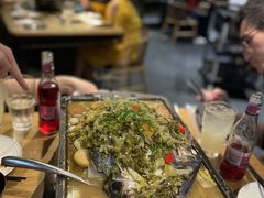 酸菜味烤鱼-江边城外烤全鱼(Raffles City)