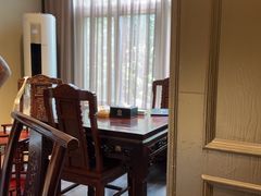 -梅花香里大酒店(郁金香路店)