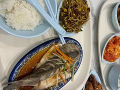 -荣华基·现炒快餐(肇嘉浜路店)