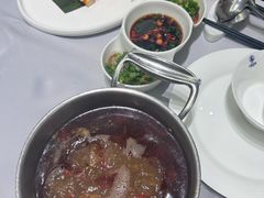 -红鼎豆捞·非遗鲍皇汤火锅(宝丰路店)