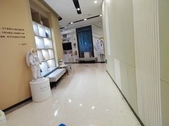 -柏乐口腔医院·舒适化无痛种植牙中心(东盟商务区院)