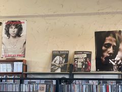 -麦田书店(国防路店)