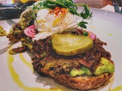 牛油果温泉蛋吐司-O'mills Sourdough Bakery&Bistro(永嘉路店)