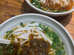 -湘人龙记老长沙米粉(鸟巢店)