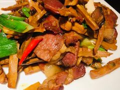 -黑鸡小馆(金源店)