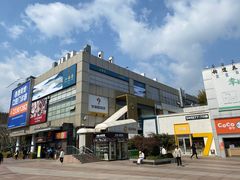 -证大大拇指广场(芳甸路店)