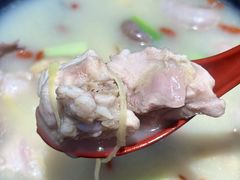 -滋味满屋美食坊(上海街店)