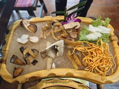 -滇釜火锅·能喝汤的火锅(车公庄店)