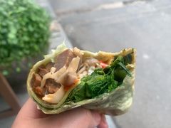 慢炖牛肉鲜蔬握不住大卷-星巴克(杭州桐庐立山国际店)