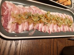 蒜泥五花肉-新石器烤肉(中房金谊广场店)