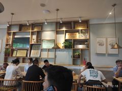 -镇南锅盖面馆(解放路店)