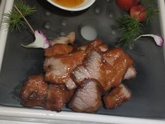 滚石碳烤肉-蕃茄述·好汤自然来(江汉路店)