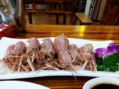 白灼虾蛄-百年银屏蚝烙·潮汕菜·非遗(乐山店)