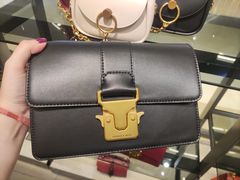 -CHARLES&KEITH(1234space店)