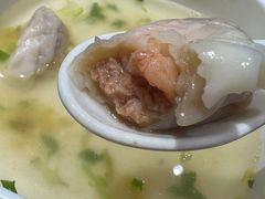 虾肉馄饨-南城香·饭香串香馄饨香(青年路店)