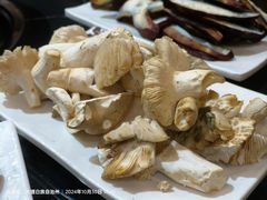 -野菌皇海景野生菌火锅(滨海大道店)