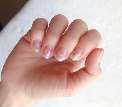 -爱美睫美甲会馆