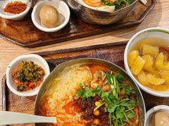 -小满手工粉(上海新世界城店)
