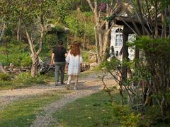 -Chom Cafe and Restaurant