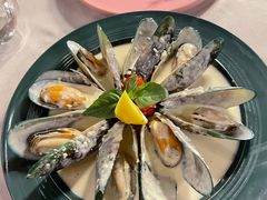 新西兰青口贝配蒜香奶油汁-花·fleur古董西餐厅(西城夜未央店)