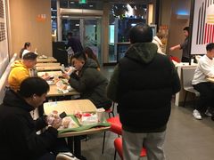-麦当劳(轻轨曹杨路店)