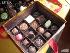 有两层HAHAHAHA~-GODIVA(港汇恒隆广场)
