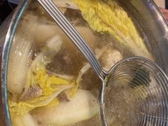-牛满溢·自助潮汕鲜牛肉火锅(龙汇路店)