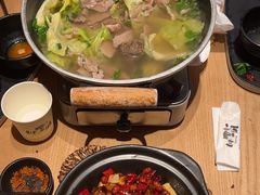 -川堂风·跷脚牛肉·乐山爆炒(宝山日月光店)