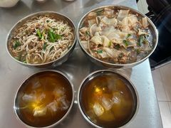 -正宗杨记普洱酸醋米线(总店)