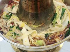 -撒拉人家.酸菜牦牛肉火锅